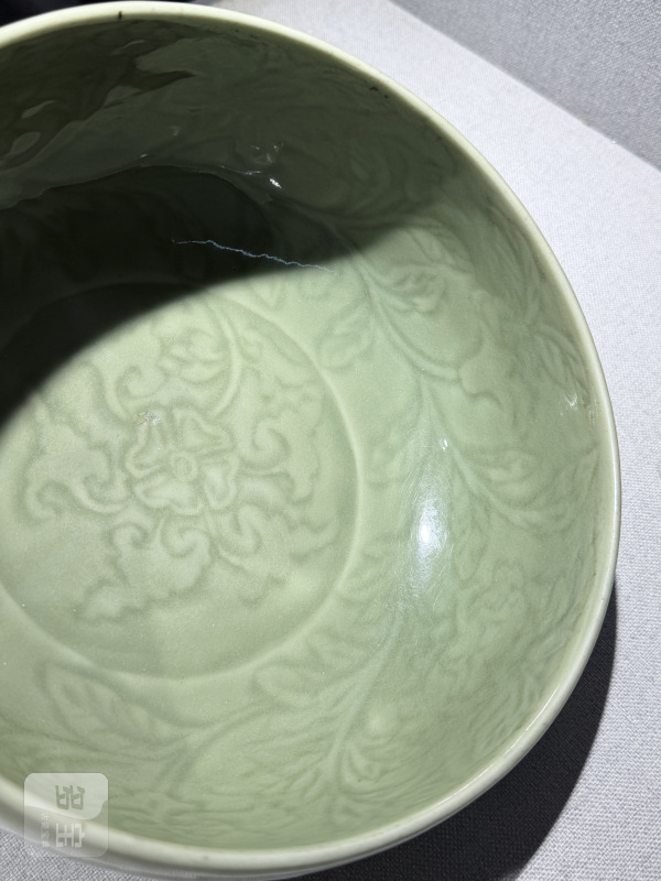 明初 永乐处州龙泉窑刻缠枝花卉钵式碗 - 图10